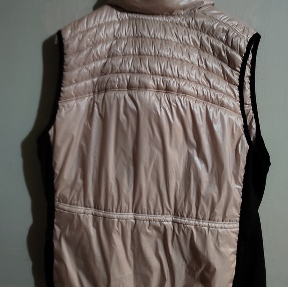 Calvin Klein Performance Women’s Puffer Pink & Black Vest Size 2X Pre-owned - Picture 6 of 7